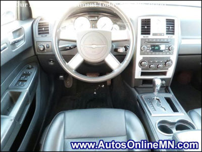 2010 Chrysler 300  Touring