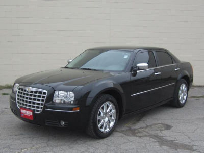 2010 Chrysler 300  Touring