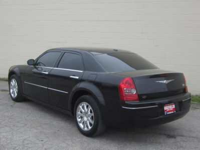 2010 Chrysler 300  Touring