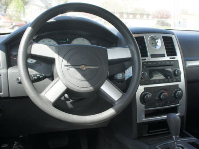 2010 Chrysler 300  Touring