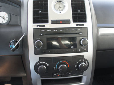 2010 Chrysler 300  Touring
