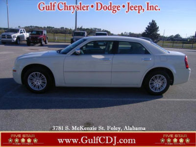 2010 Chrysler 300  Touring