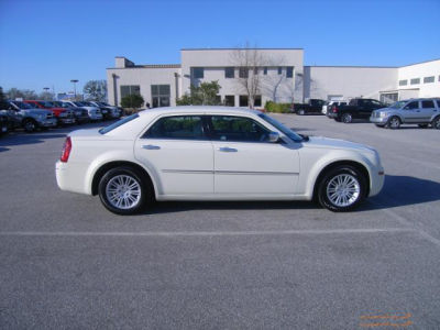 2010 Chrysler 300  Touring