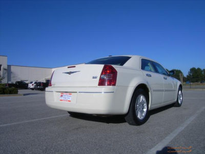 2010 Chrysler 300  Touring