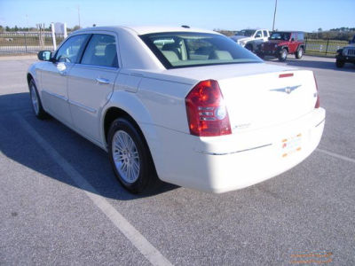 2010 Chrysler 300  Touring