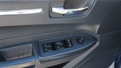 2010 Chrysler 300  Touring