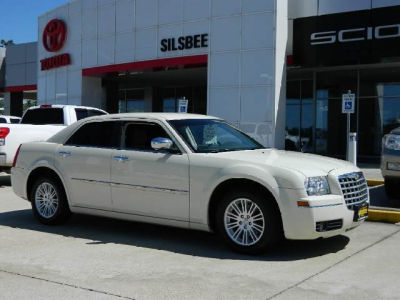 2010 Chrysler 300  Touring