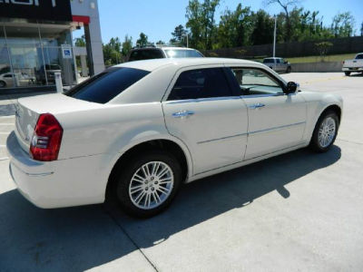 2010 Chrysler 300  Touring