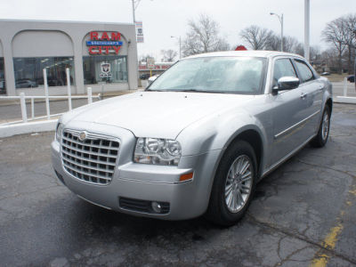 2010 Chrysler 300  Touring Plus