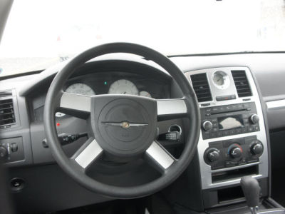 2010 Chrysler 300  Touring Plus