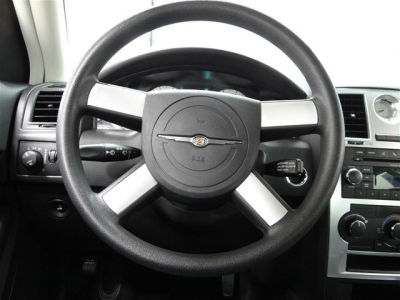 2010 Chrysler 300  Touring Plus