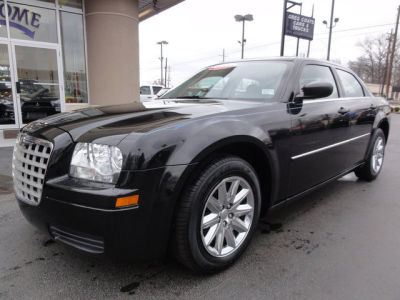 2008 Chrysler 300  LX