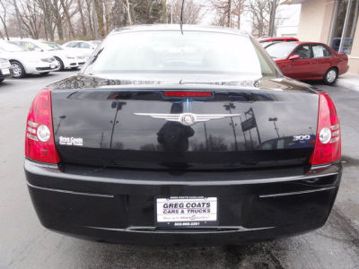 2008 Chrysler 300  LX