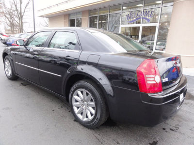 2008 Chrysler 300  LX