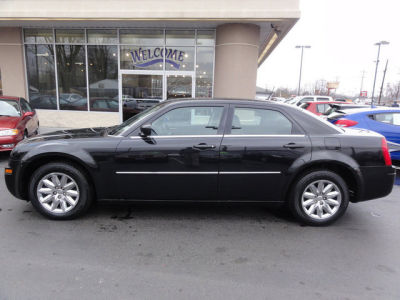 2008 Chrysler 300  LX