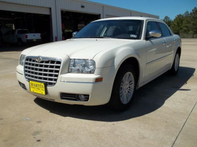 2010 Chrysler 300  Touring