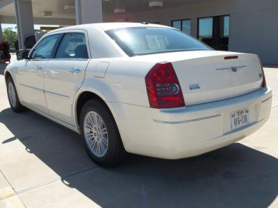 2010 Chrysler 300  Touring