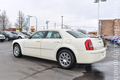2009 Chrysler 300  Touring