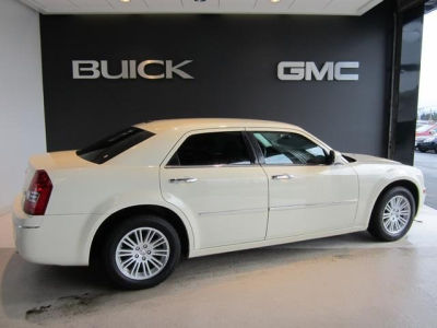 2009 Chrysler 300  Touring