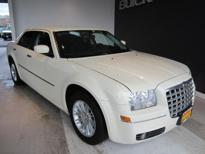 2009 Chrysler 300  Touring