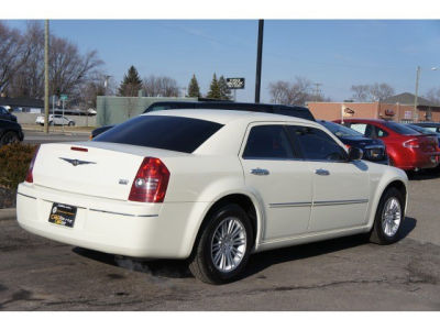 2010 Chrysler 300  Touring