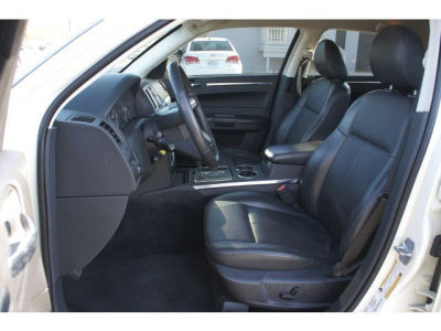 2010 Chrysler 300  Touring