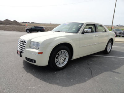 2010 Chrysler 300  Touring