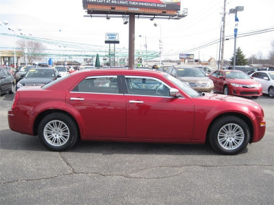 2010 Chrysler 300  Touring