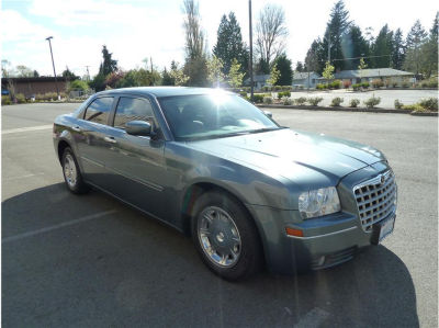 2005 Chrysler 300  Touring