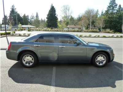 2005 Chrysler 300  Touring