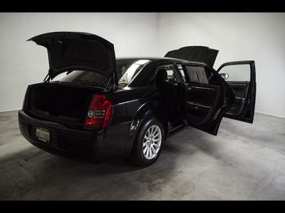 2009 Chrysler 300  LX