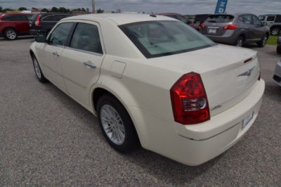 2010 Chrysler 300  Touring