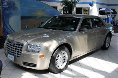 2009 Chrysler 300  LX