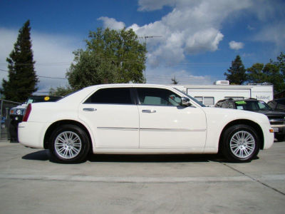 2010 Chrysler 300  Touring Plus