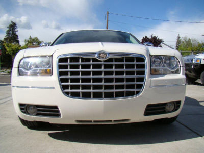 2010 Chrysler 300  Touring Plus