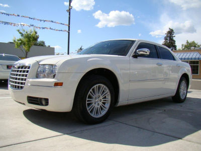 2010 Chrysler 300  Touring Plus