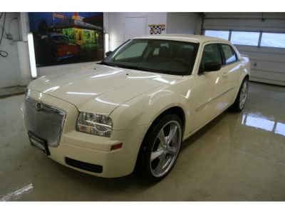 2009 Chrysler 300  LX