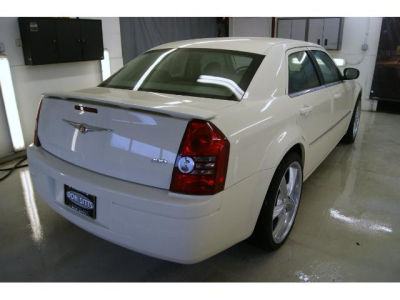 2009 Chrysler 300  LX