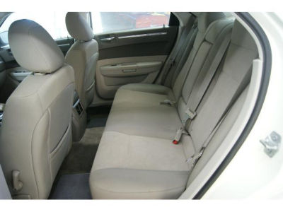 2009 Chrysler 300  LX