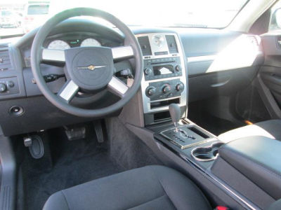 2010 Chrysler 300  Touring