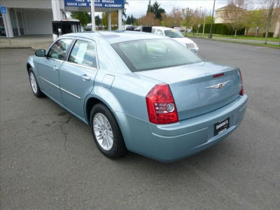 2009 Chrysler 300  LX