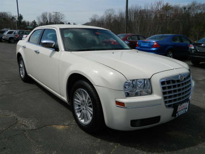 2010 Chrysler 300  Touring