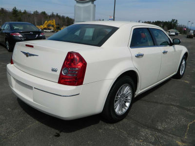 2010 Chrysler 300  Touring