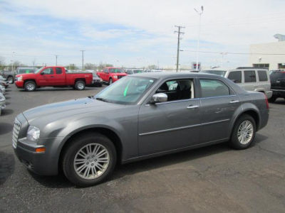 2010 Chrysler 300  Touring