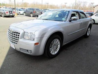 2010 Chrysler 300  Touring