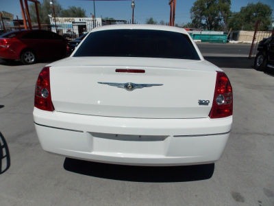 2010 Chrysler 300  Touring