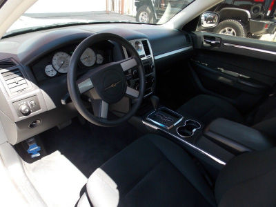 2010 Chrysler 300  Touring