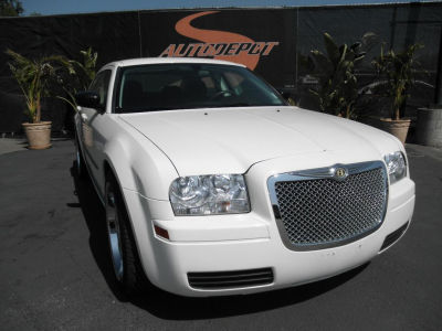 2008 Chrysler 300  LX