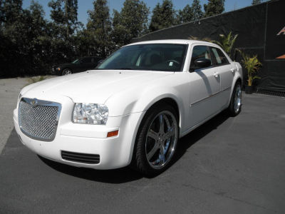 2008 Chrysler 300  LX