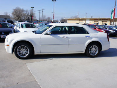 2010 Chrysler 300  Touring